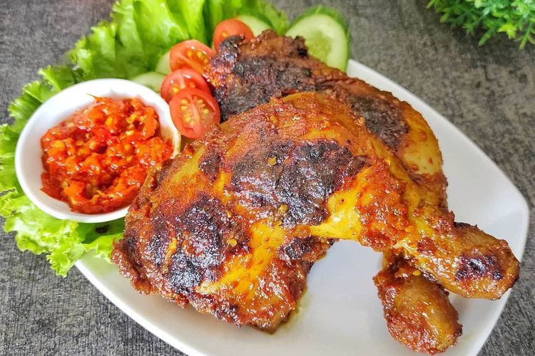Ayam Bakar Mamine: Rasa Hangat di Jantung Cilacap yang Tak Terlupakan